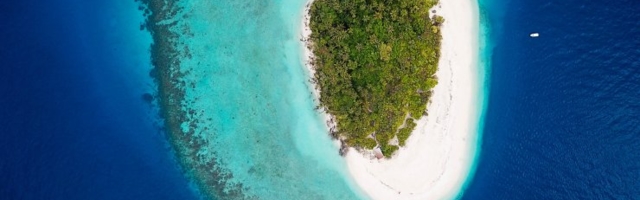 Из-за повышения уровня океана некоторые мировые столицы могут уйти под воду, а тропические острова — нет