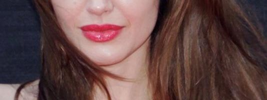 Анджелина Джоли доказала, что ради своих детей она готова на все