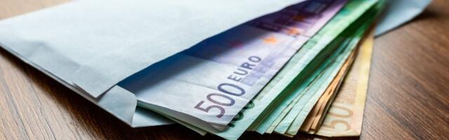Сотрудник Таллиннского порта пытался обманным путем сохранить 250 000 евро наличными, найденные у него дома