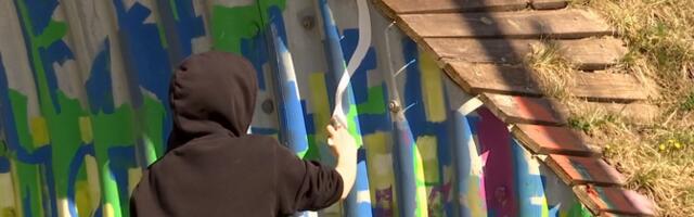 В Ласнамяэ нашли творческий способ решить проблему нелегальных граффити