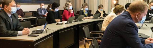 Ряды фракции EKRE в Нарвском горсобрании пополнили ещё два человека