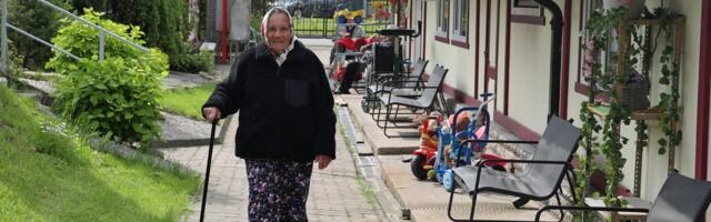 БОЛЬШОЙ РЕПОРТАЖ | Смотрите, как живут старики в Нарвской богадельне, которую придется частично расселить