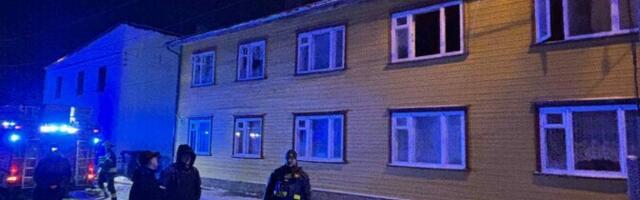В Пярну горел дом на улице Айса