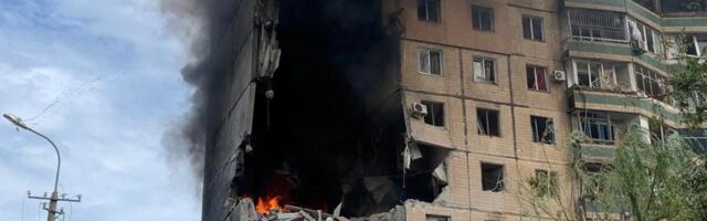 При российском обстреле Кривого Рога ракета попала в жилой дом, есть погибшие