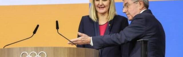 Томас Бах официально уступил пост главы МОК Кирсти Ковентри