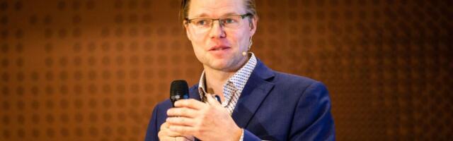 Глава ИТ-компании: ИИ-агенты приходят в Facebook, создают криптовалюту и привлекают мошенников