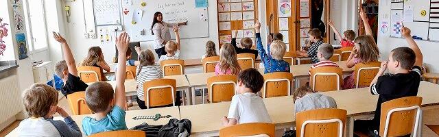 Управа района Ласнамяэ проводит кампанию «Похвали учителя»