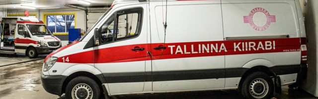 Скорая помощь уволила 15 сотрудников, отказавшихся вакцинироваться