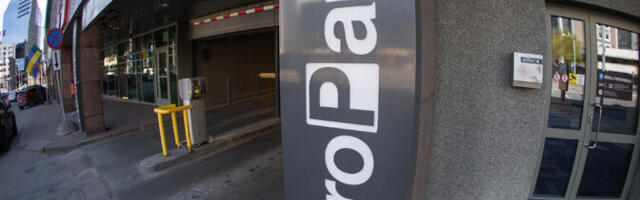 Из-за смены оператора платных парковок в Таллинне две недели не выписывали штрафов