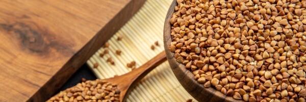 О чем пишет пресса: спорная реклама гречки, господдержка остается на бумаге