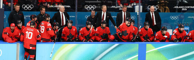 LIVE в 17:35 | В полуфинале хоккейного олимпийского турнира играют сборные Канады и Финляндии