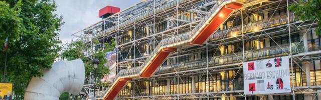 Одну из главных туристических достопримечательностей Парижа закроют на пять лет