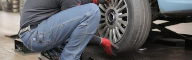 Близятся заморозки: Департамент транспорта рекомендует не тянуть со сменой шин