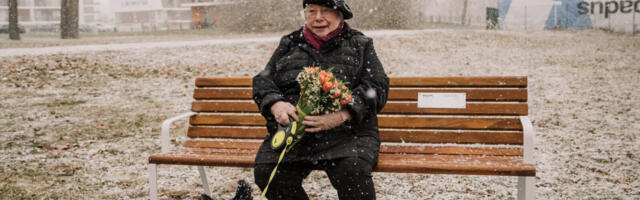 Скамейка для размышлений и вдохновения: в Тарту увековечили имя Марью Лауристин