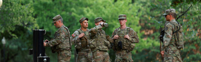 Трамп намекнул, что может послать войска на борьбу с преступностью в Чикаго и Нью-Йорк