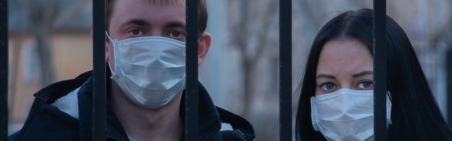 Полиция выявила более 160 нарушений требования оставаться дома