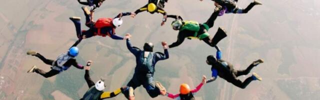 Коллаборация: что это простыми словами, что значит, примеры