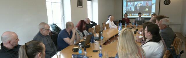В Тапа не прошел вотум недоверия волостному старейшине и его помощнице