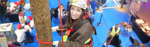 "Горизонт": каково это – подняться на электрический столб?