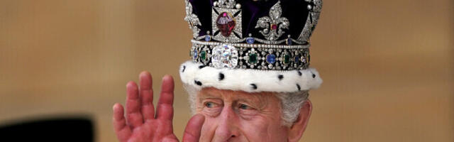 Король Карл III и королева Камилла прилетели в США