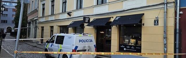 В Финляндии задержаны трое подозреваемых в ограблении магазина часов в Старой Риге