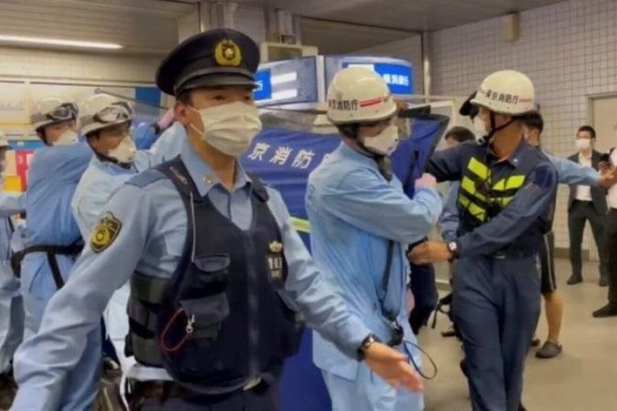Полиция Токио 2022