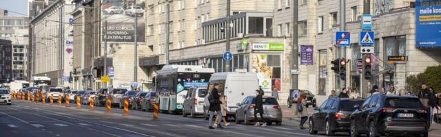 ФОТО И ВИДЕО | Утренний час пик обернулся для водителей кошмаром: в центре Таллинна опять большие пробки