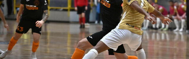 Таллиннский "Бункер Партнер" стал первым финалистом чемпионата Эстонии по футзалу