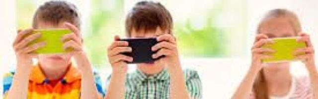 Сейм Литвы упорядочит пользование гаджетами в школах