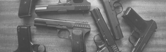 Два молодых человека открыли стрельбу в Тарту