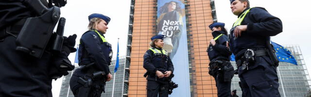 КОНВОЙ СВОБОДЫ ⟩ Брбссель встречает протестную автоколонну