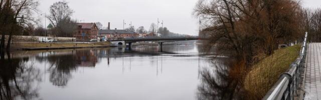 Ночью в Тарту утонул человек, его личность не установлена
