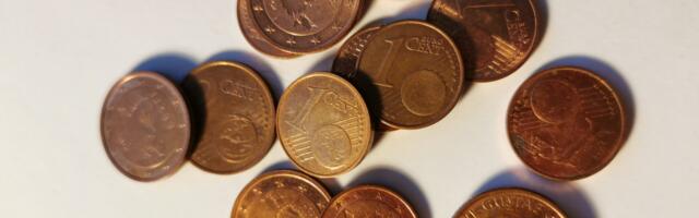 Департамент защиты прав потребителей напоминает: продавцы обязаны принимать монеты в 1 и 2 цента