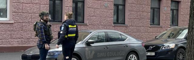 В Нарве задержали мужчину, в руках у которого был предмет, похожий на оружие