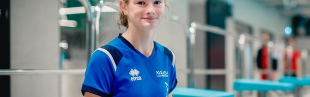 14-летняя Энели Ефимова признана лучшей пловчихой Эстонии