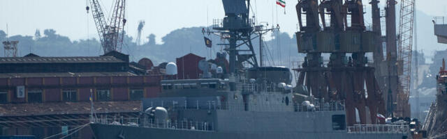 У побережья Шри-Ланки в результате атаки подлодки затонул военный корабль Ирана