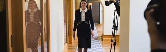 Политические оппоненты освистывают стиль руководства Анастасии Коваленко-Кылварт в комиссии по борьбе с коррупцией