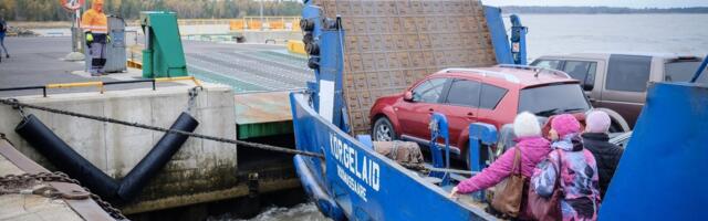 Из-за сильного ветра возобновление паромного сообщения между Хийумаа и материком отложено