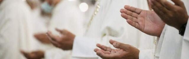 Даже экзорцисты уже изучают ИИ: что происходит в Риме перед майским курсом