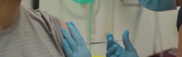 Работник Спасательного департамента умер после вакцинации от коронавируса