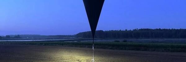 Пограничники ищут, а шарики летят