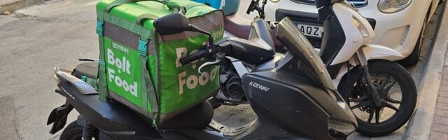 Клиенты недовольны курьерами Bolt Food. Компания: „такие случаи редки“