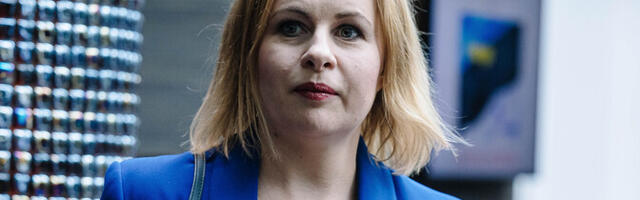 Юферева-Скуратовски: центристы тормозят переход на эстонский язык обучения под видом "защиты"