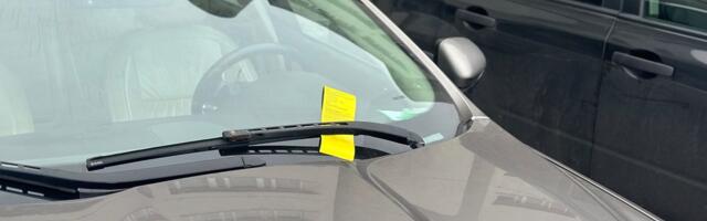 Старый штраф под стеклом: может ли водитель обмануть парковщика?