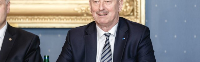 Сийм Каллас подал в отставку с поста вице-спикера Рийгикогу