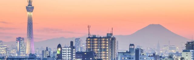 Куда ехать, если хочется дождя, снега или адской жары: 11 мест, где главная достопримечательность — сама погода