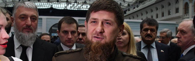 Кадыров предложил Хабибу любые деньги за бой в ”Ахмате”, хотя недавно клуб просил финансовую помощь у Госдумы РФ из-за санкций