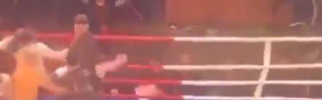 ВИДЕО | Стулья летят на ринг: поединок российского боксера в Турции закончился массовой дракой