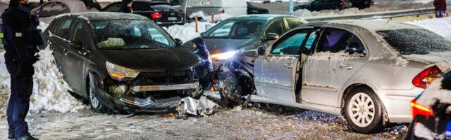 Эксперт по вождению: люди не умеют эффективно тормозить, что приводит к авариям 