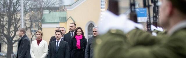 "Украина не хочет войны, но Украина должна быть всегда готова к ней". Зеленский выступил с обращением к гражданам страны